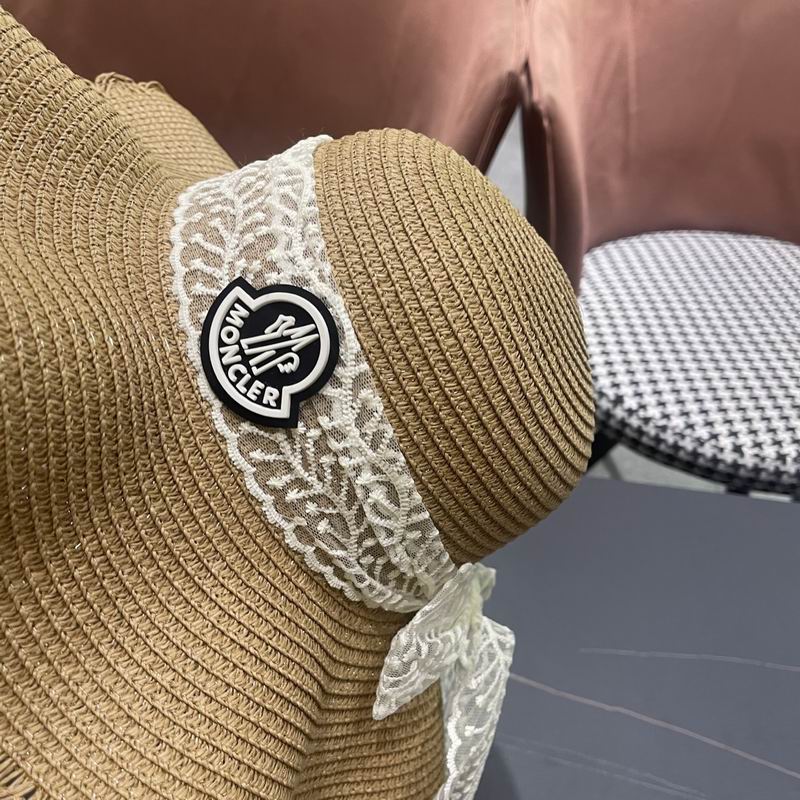 Moncler top hat (26)