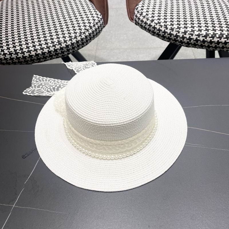 Moncler top hat (41)