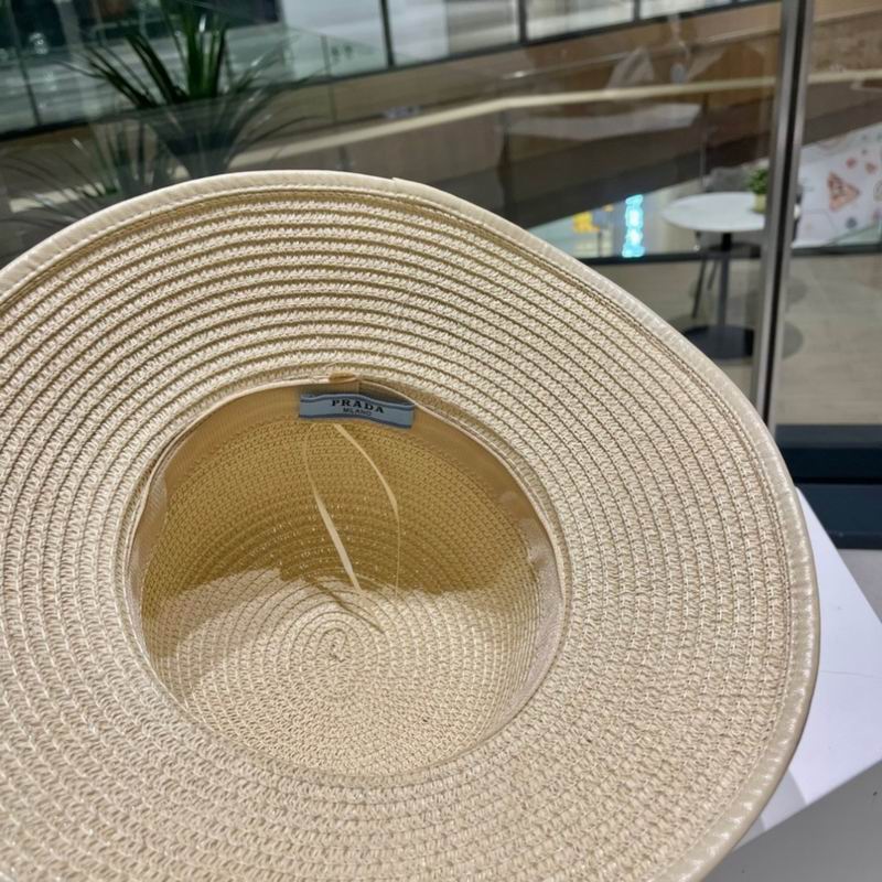 Prada  top hat (1)