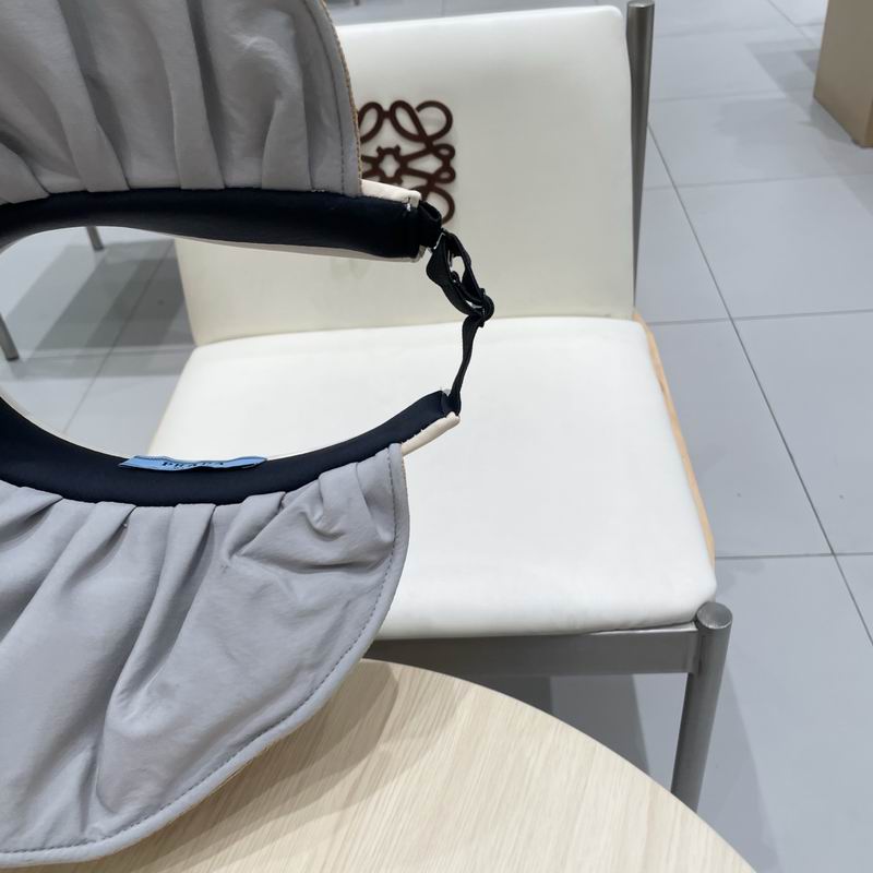 Prada Visor (83)
