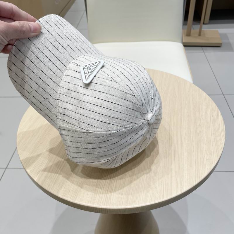 Prada cap (30)