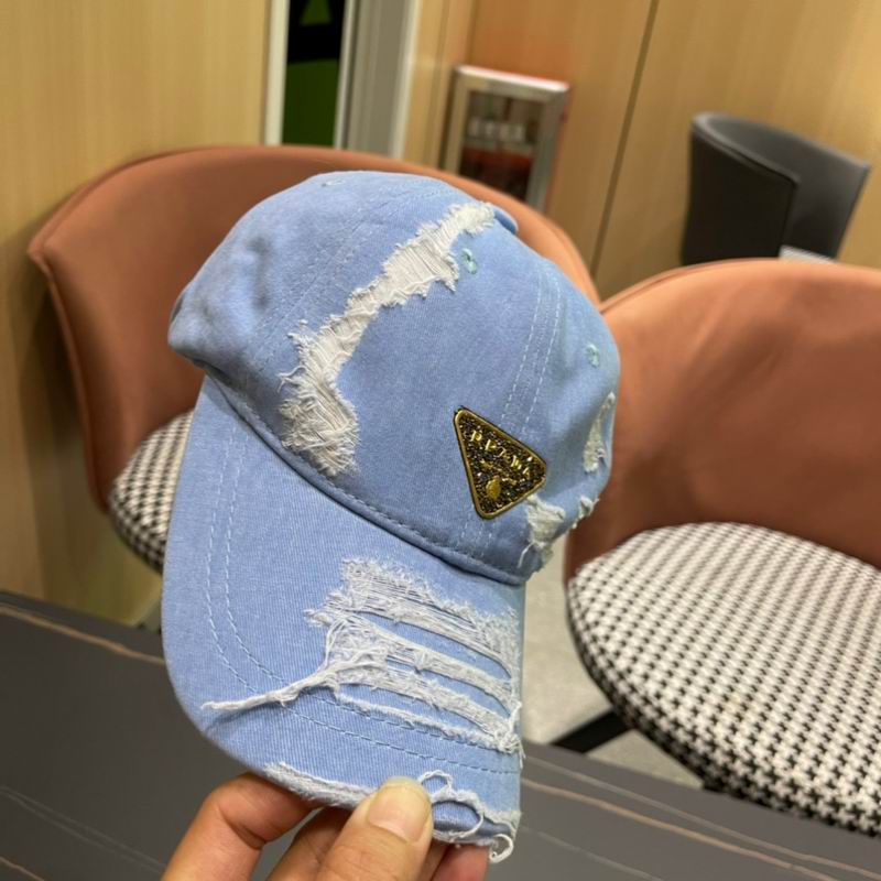 Prada cap (41)
