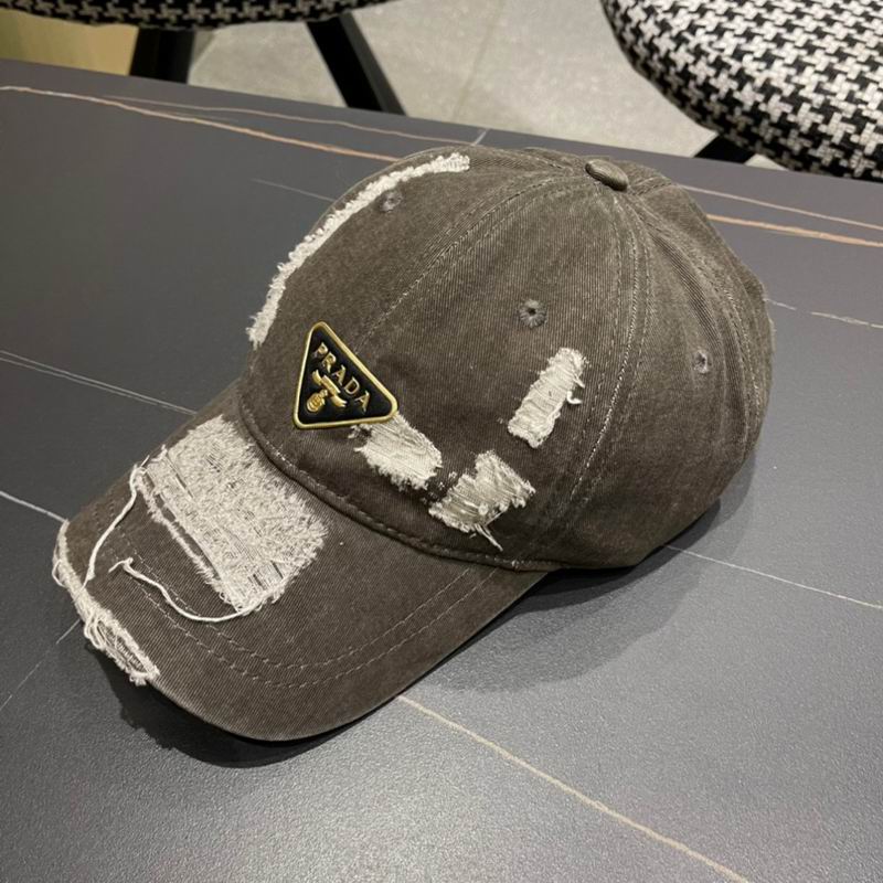 Prada cap (55)