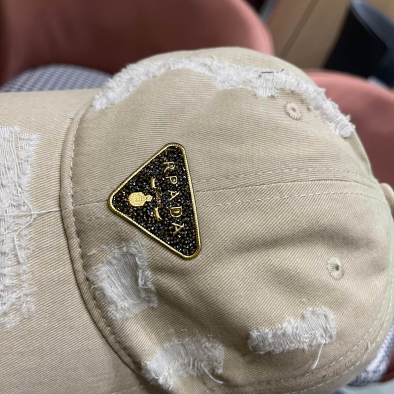 Prada cap (63)