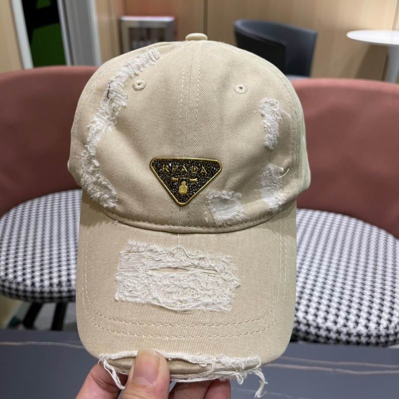 Prada cap (64)