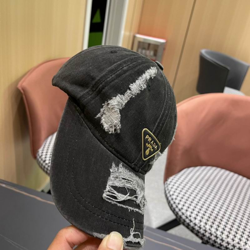 Prada cap (71)