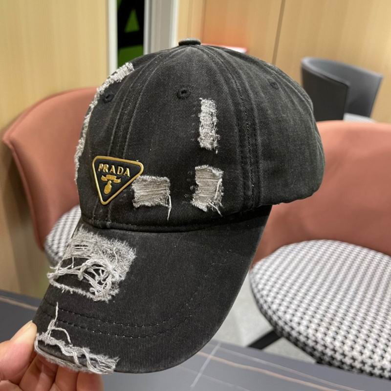 Prada cap (72)