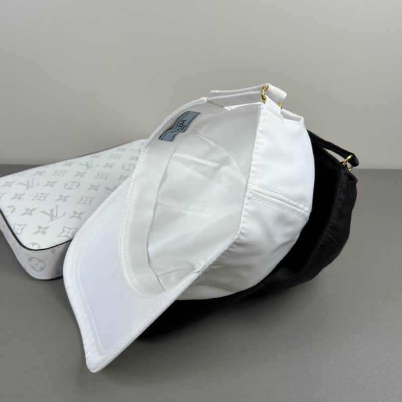 Prada cap dx (10)