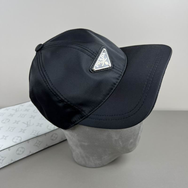 Prada cap dx (24)