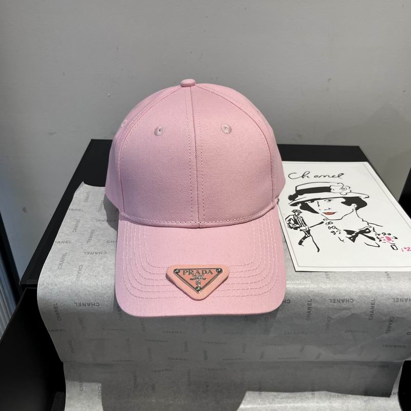 Prada cap dx (3)
