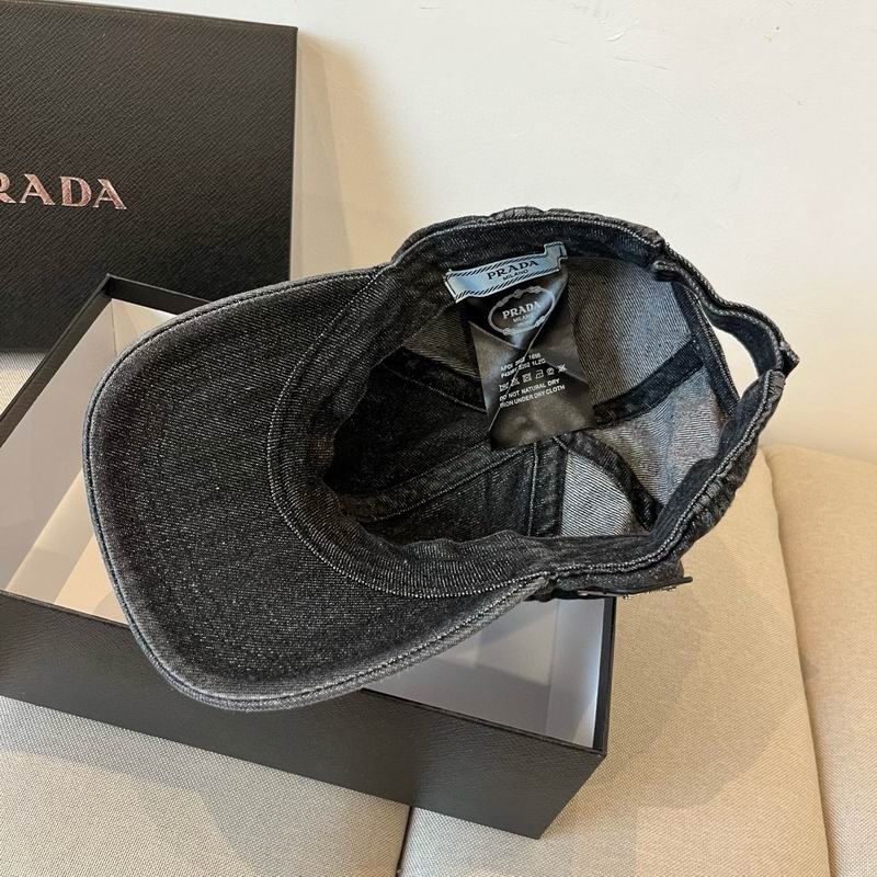 Prada cap dx (45)