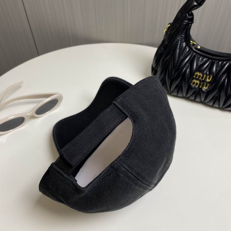 Prada cap dx (51)