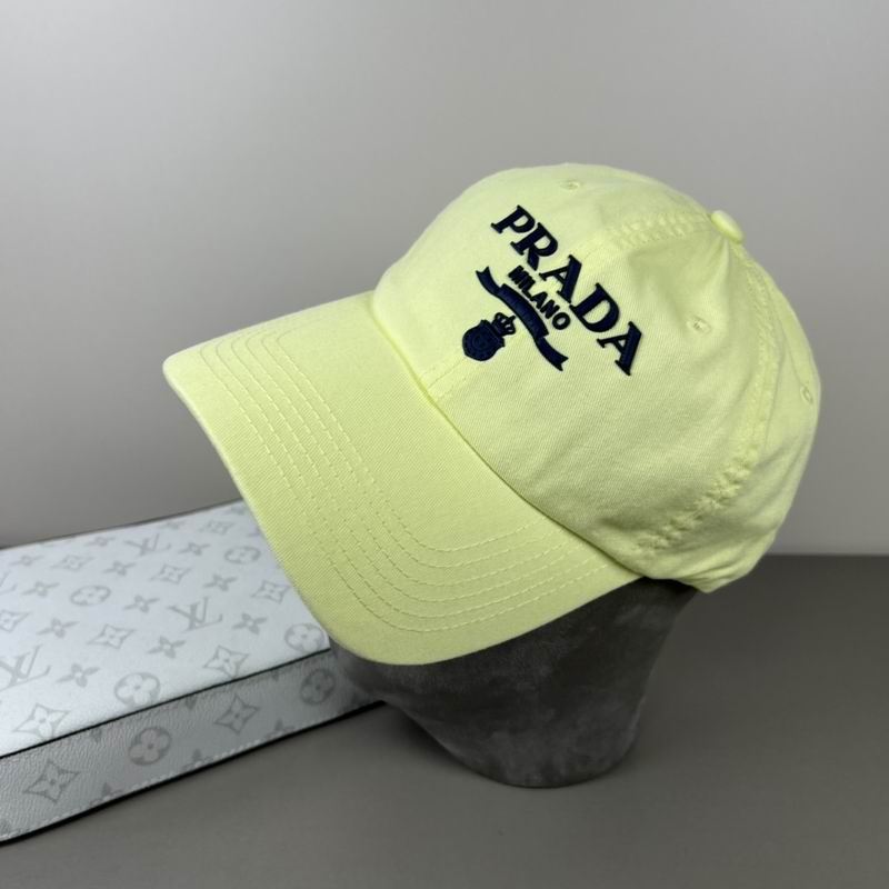 Prada cap dx (70)