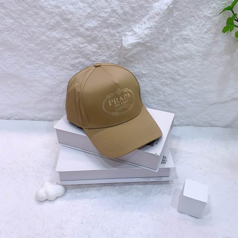 Prada cap hm (13)