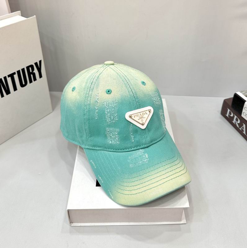 Prada cap hm (5)