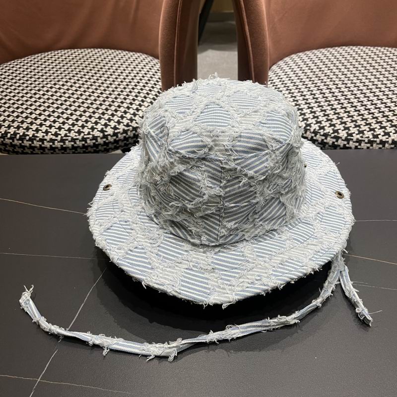 Prada hat (103)