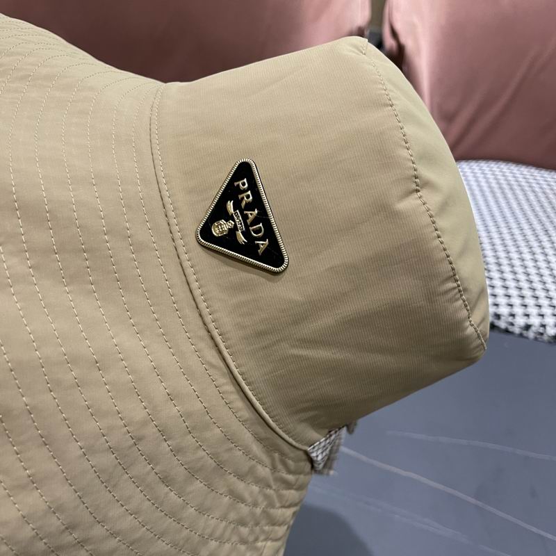 Prada hat (120)