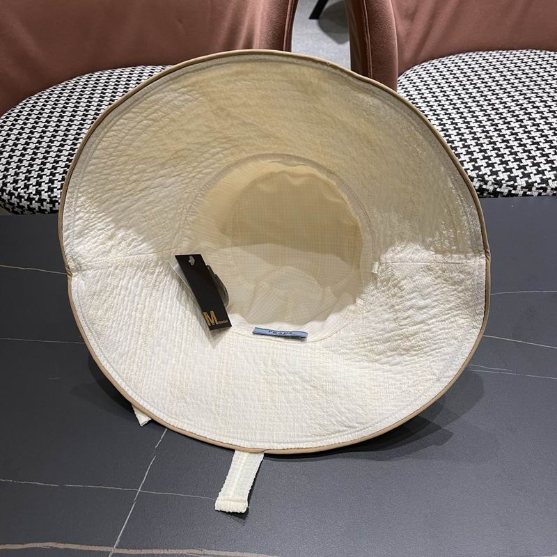 Prada hat (142)