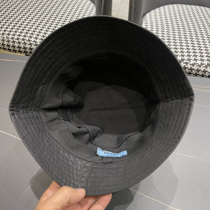 Prada hat (180)
