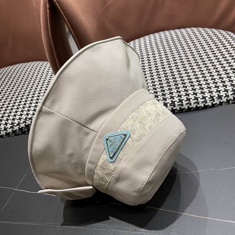 Prada hat (205)