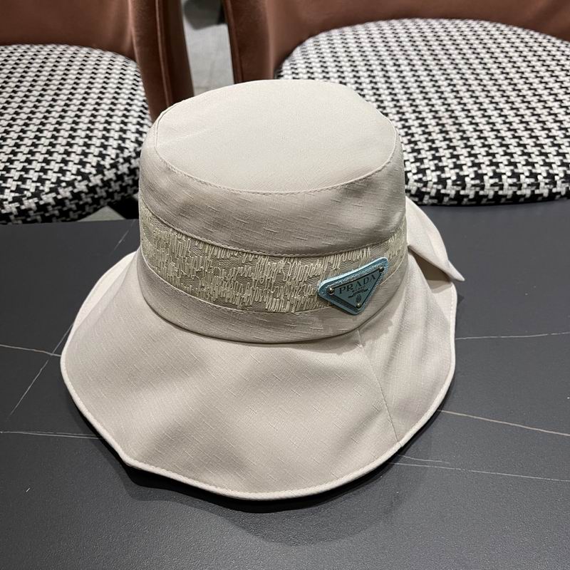Prada hat (212)