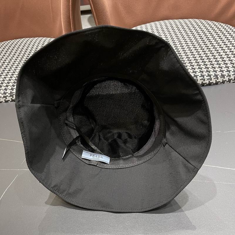 Prada hat (214)