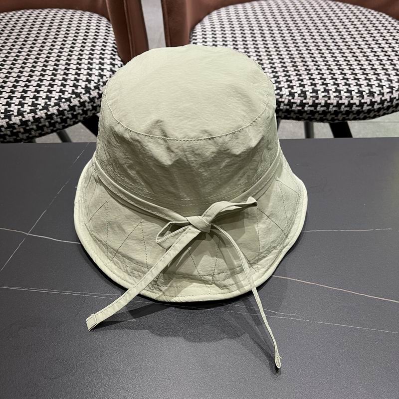 Prada hat (215)