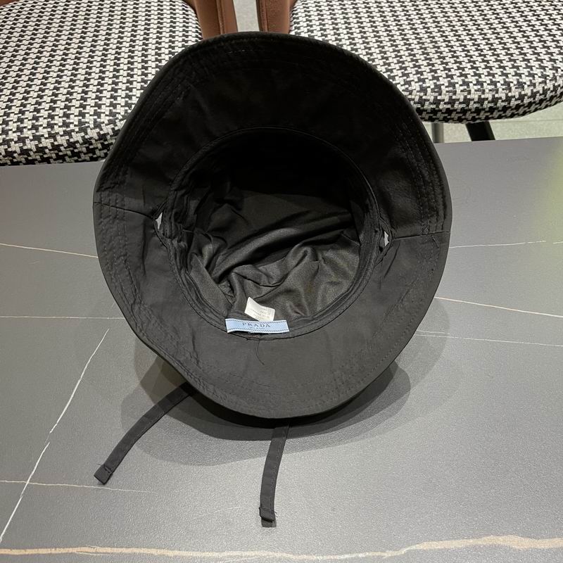 Prada hat (221)