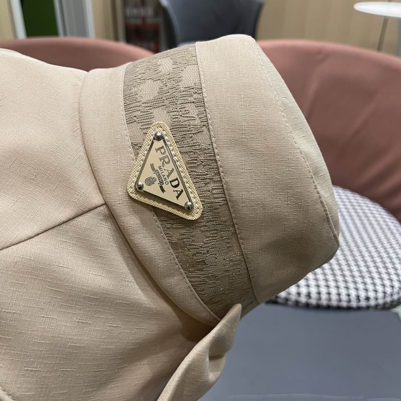 Prada hat (226)