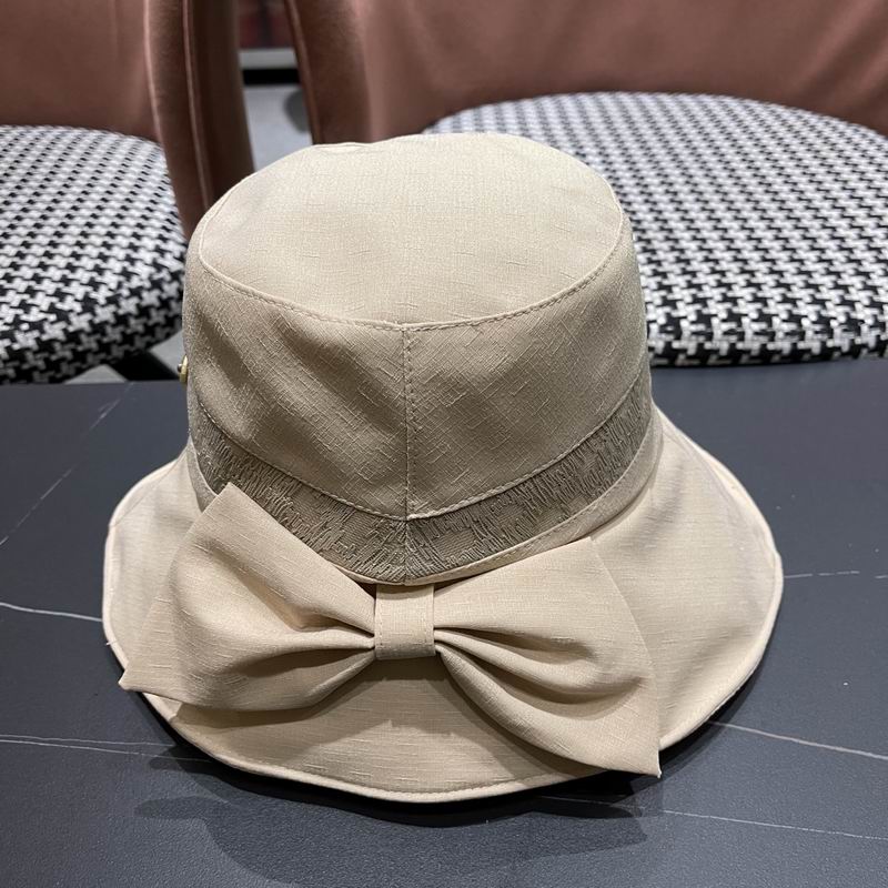 Prada hat (230)