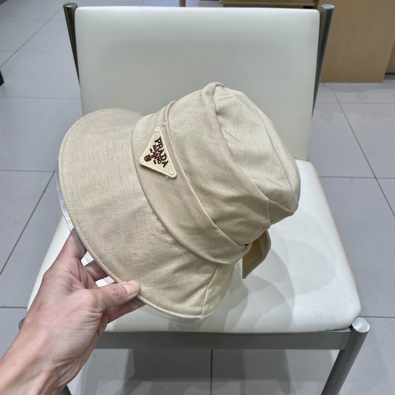 Prada hat (256)