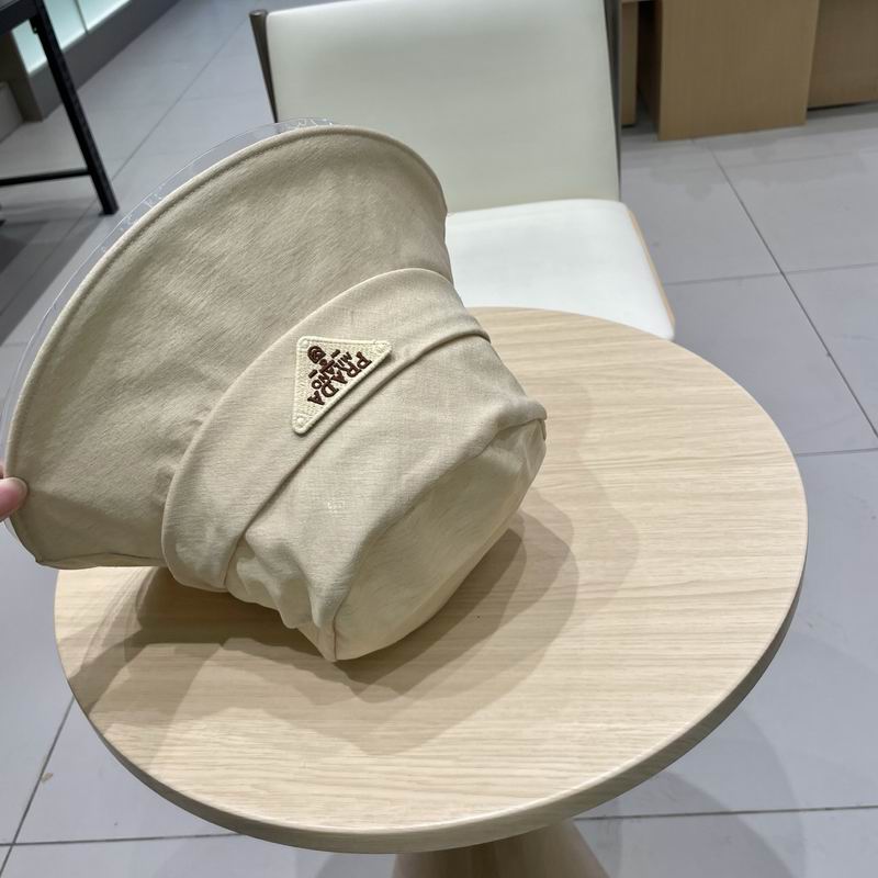 Prada hat (260)