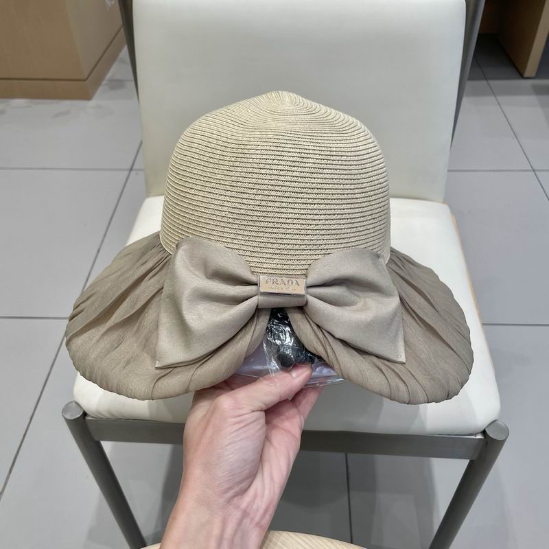 Prada hat (306)