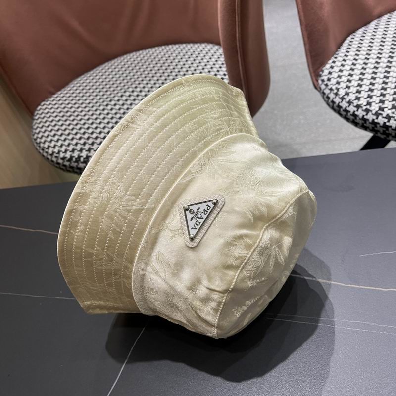 Prada hat (371)