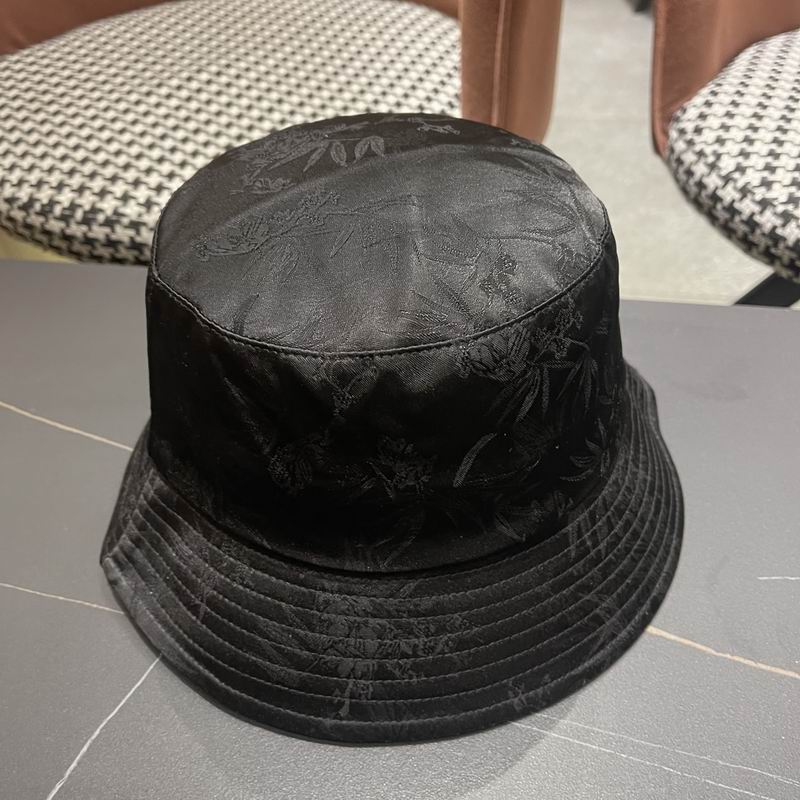 Prada hat (386)