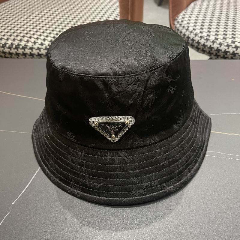 Prada hat (390)