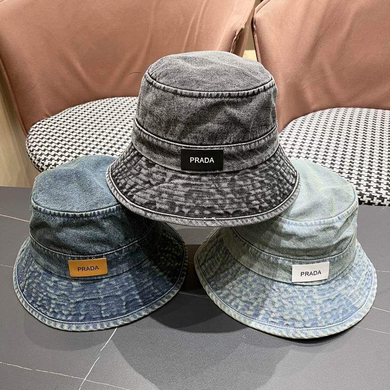 Prada hat (402)