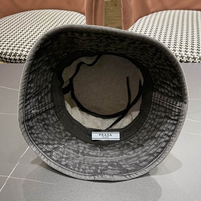 Prada hat (414)