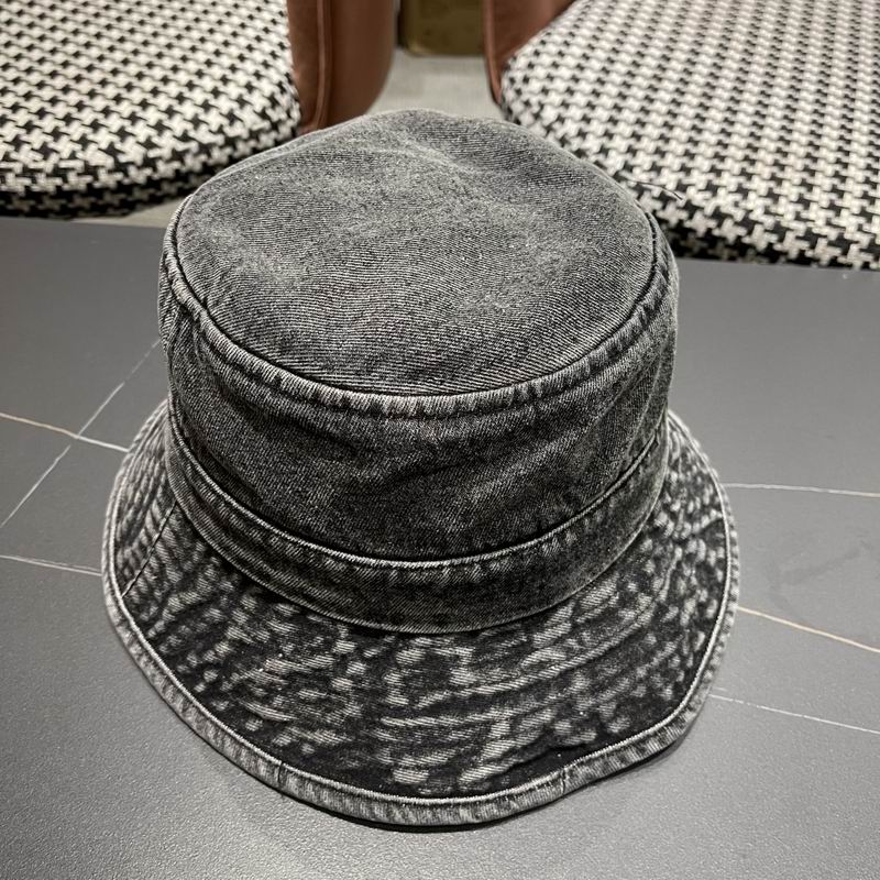 Prada hat (419)