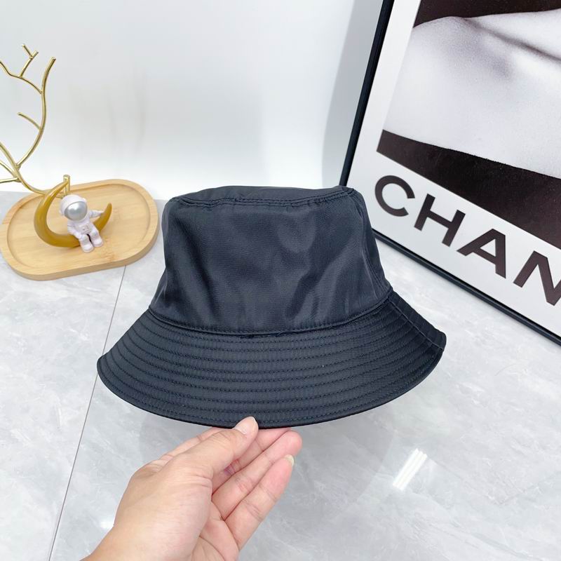 Prada hat dx (22)