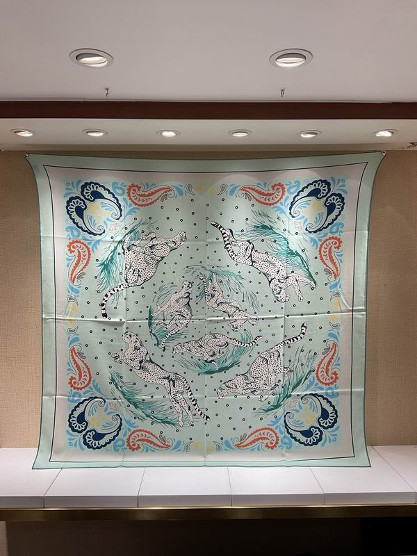 Scarf 140X140cm（高版本） 70%羊绒 30%真丝 E (73)