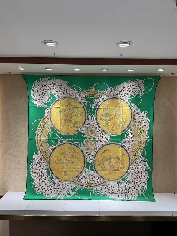 Scarf 140X140cm（高版本） 70%羊绒 30%真丝 E (76)