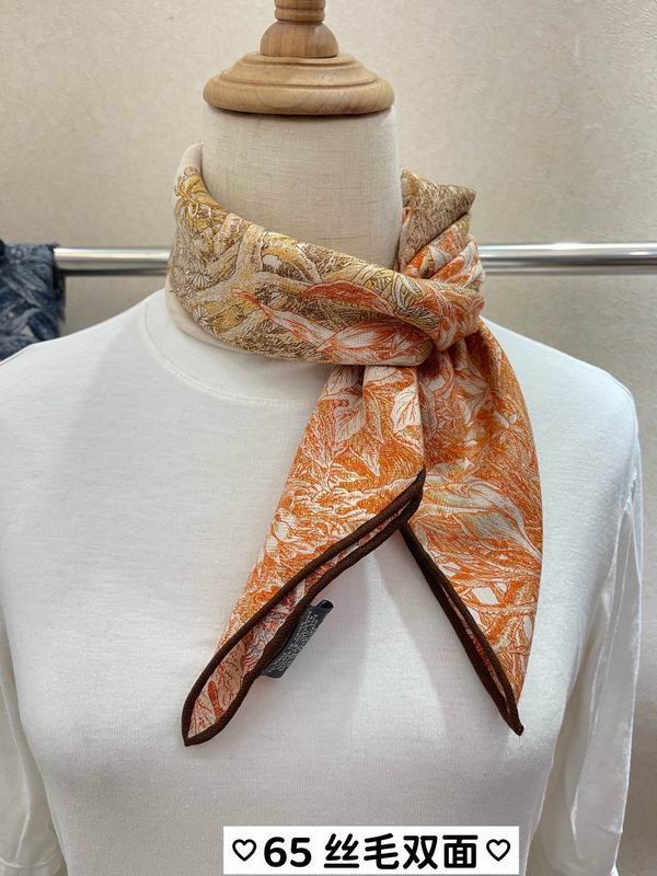 Scarf 66X66cm E (11)