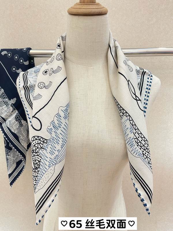 Scarf 66X66cm E (22)