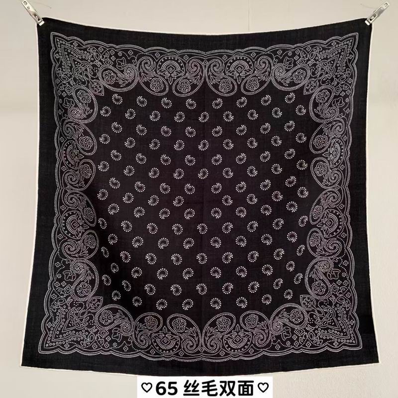 Scarf 66X66cm E (33)