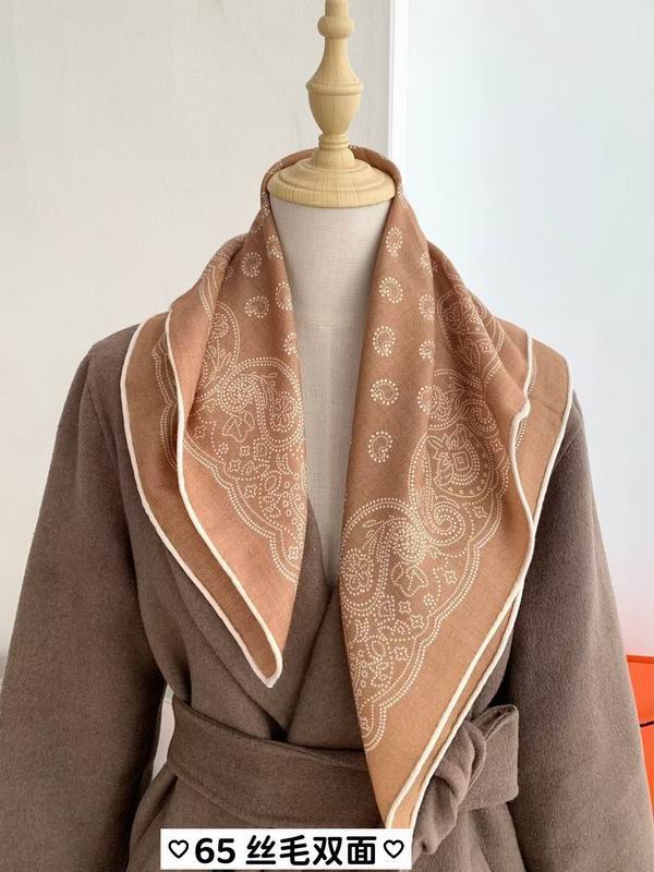 Scarf 66X66cm E (39)