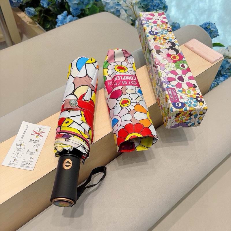 Takashi Murakami in Roppongi Umbrella (2)