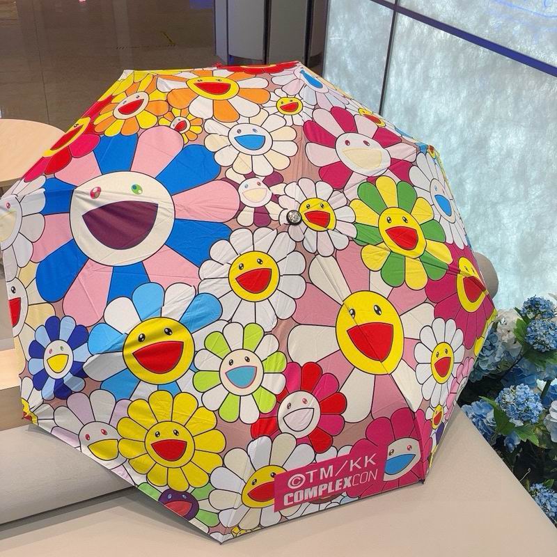 Takashi Murakami in Roppongi Umbrella (8)