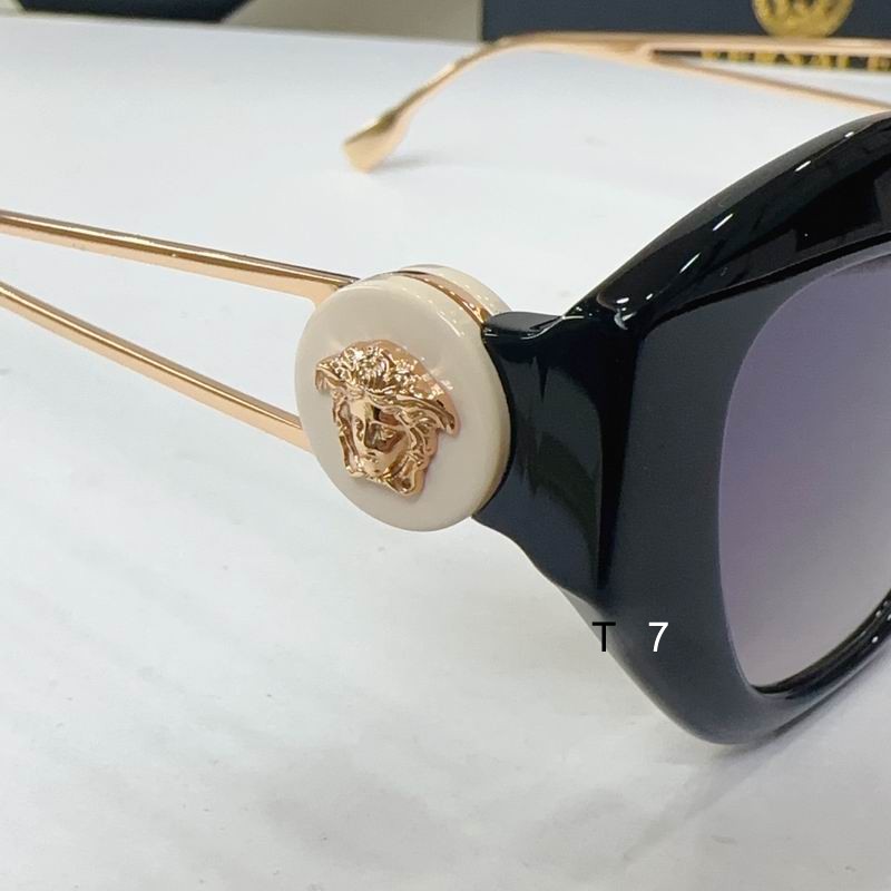 Versace VE6763 54 18-135 G08