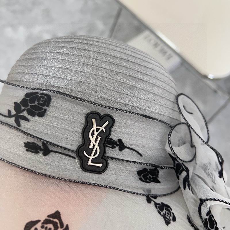 YSL top hat (33)